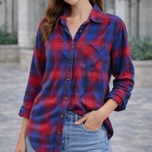 American Eagle Boyfriend Oversized Plaid Flannel Shirt | Red Blue | Size L